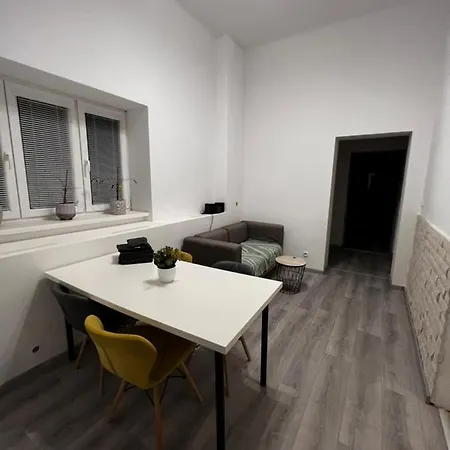 Mlynsky Ostrov 2 Apartmán *